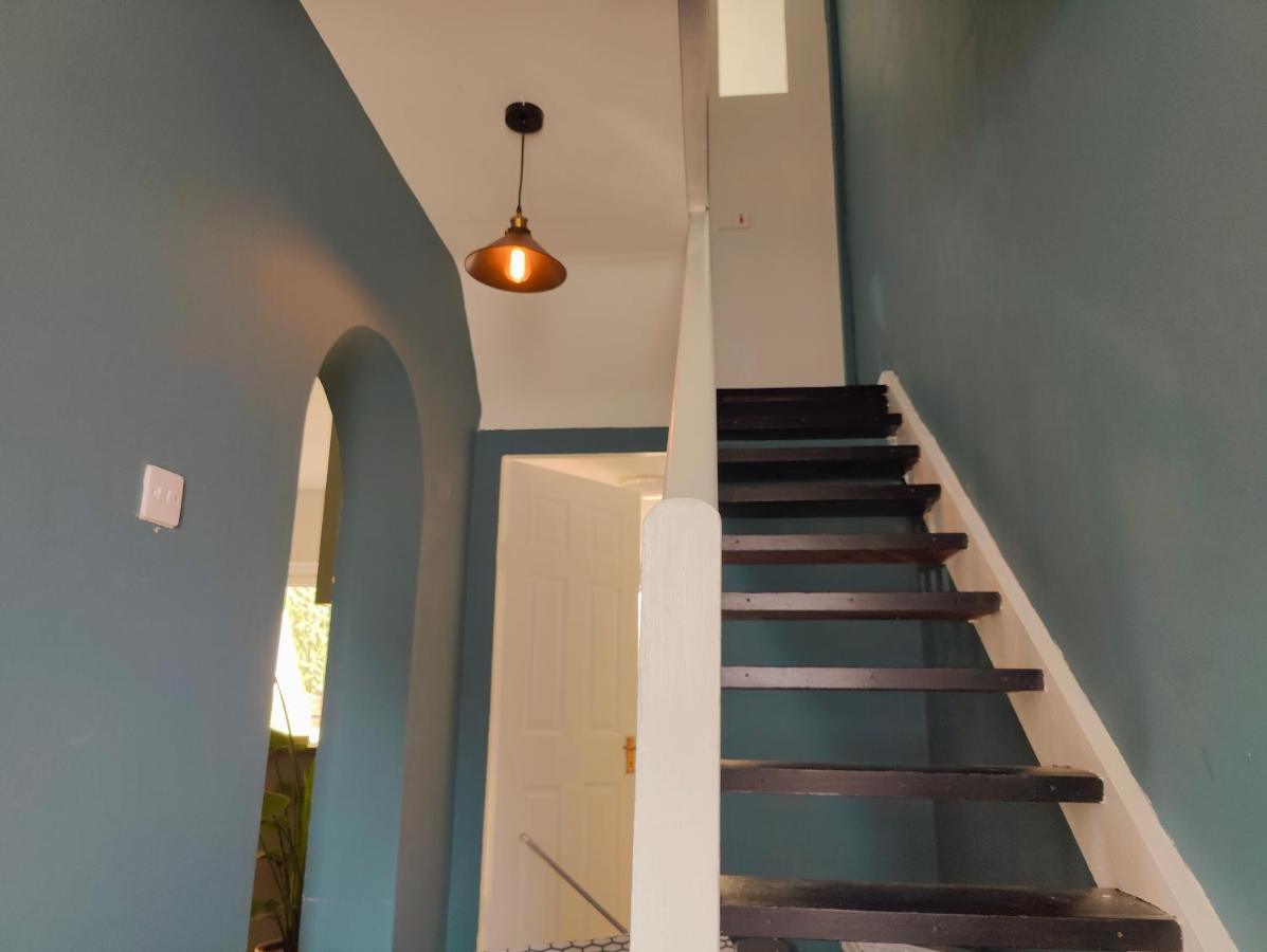 Recently Renovated Dublin City House Villa ภายนอก รูปภาพ